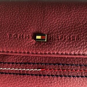 Tommy Hilfiger red wallet